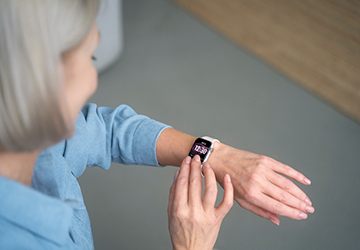 Top 8 Wearable Health Devices for Tracking Fitness Goals